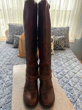 Freebird Cognac Coal Leather Boots 9